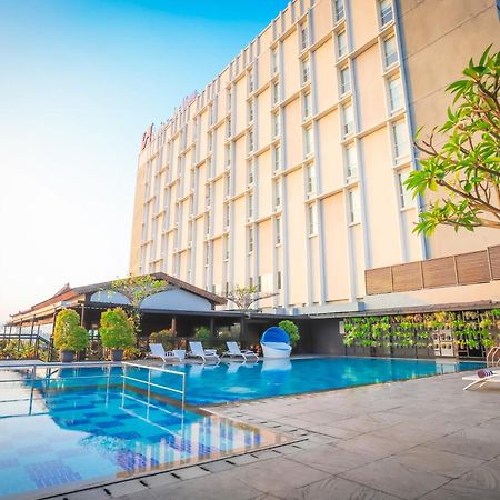สวิส-เบลินน์ ซารีเปโตโจ โซโล Hotel Surakarta  ภายนอก รูปภาพ