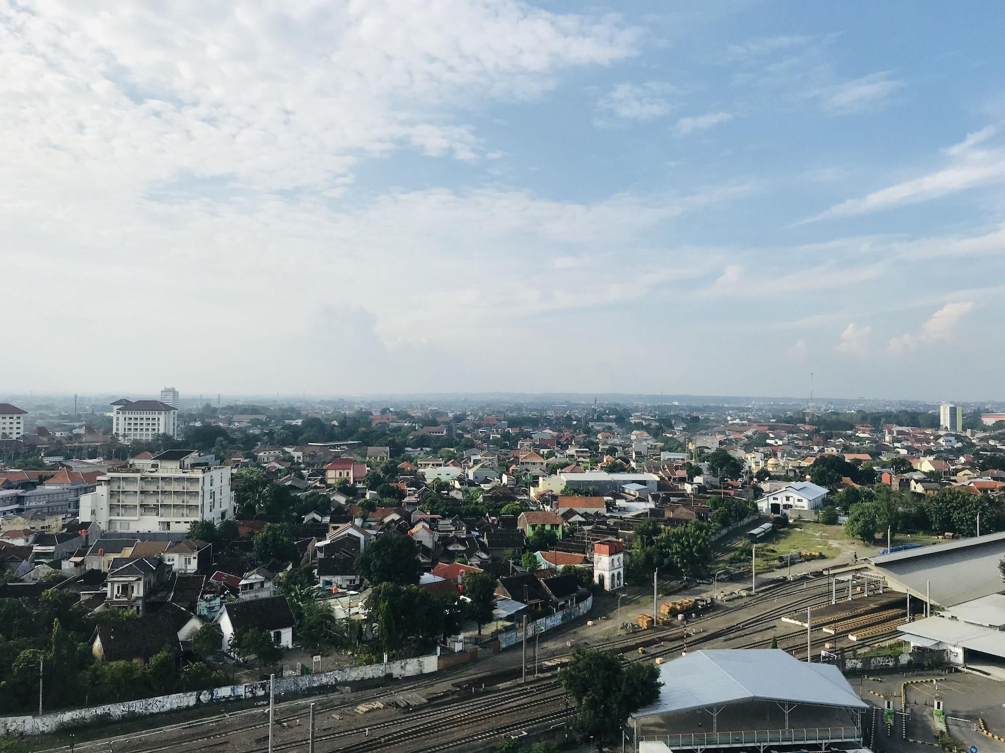 สวิส-เบลินน์ ซารีเปโตโจ โซโล Hotel Surakarta  ภายนอก รูปภาพ