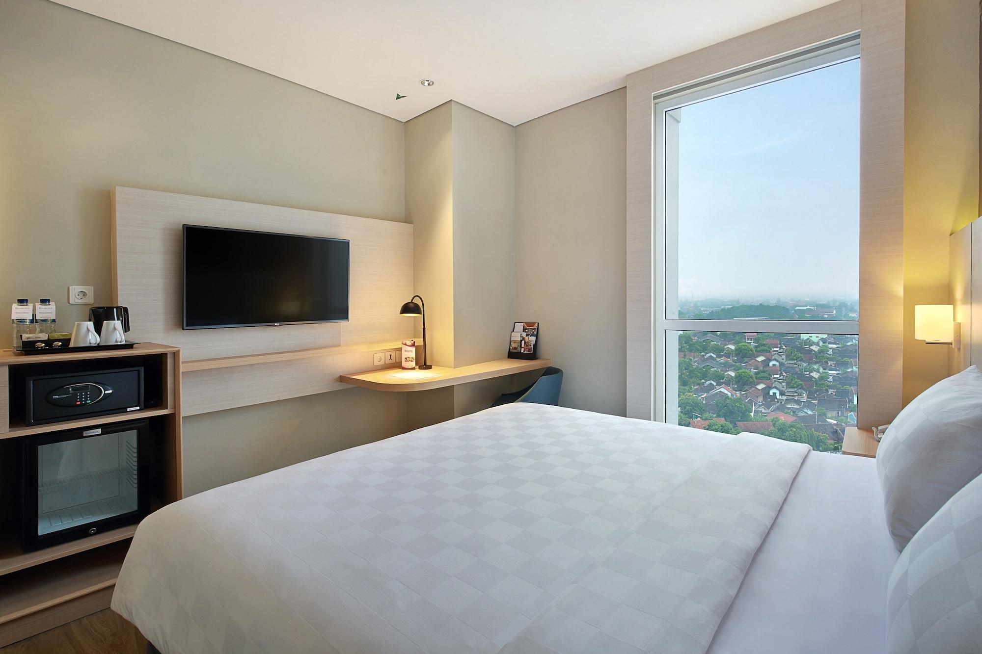 สวิส-เบลินน์ ซารีเปโตโจ โซโล Hotel Surakarta  ภายนอก รูปภาพ