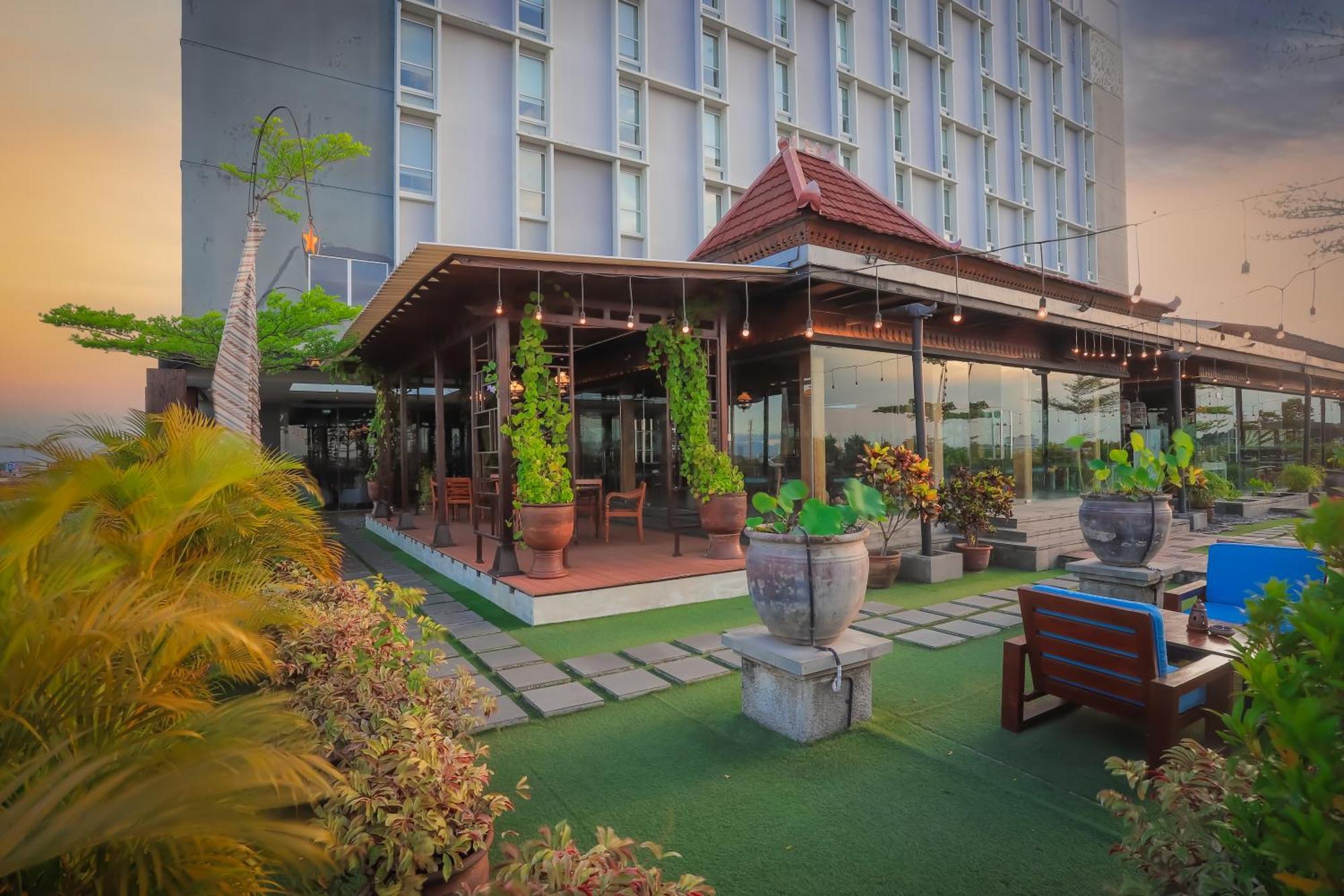 สวิส-เบลินน์ ซารีเปโตโจ โซโล Hotel Surakarta  ภายนอก รูปภาพ