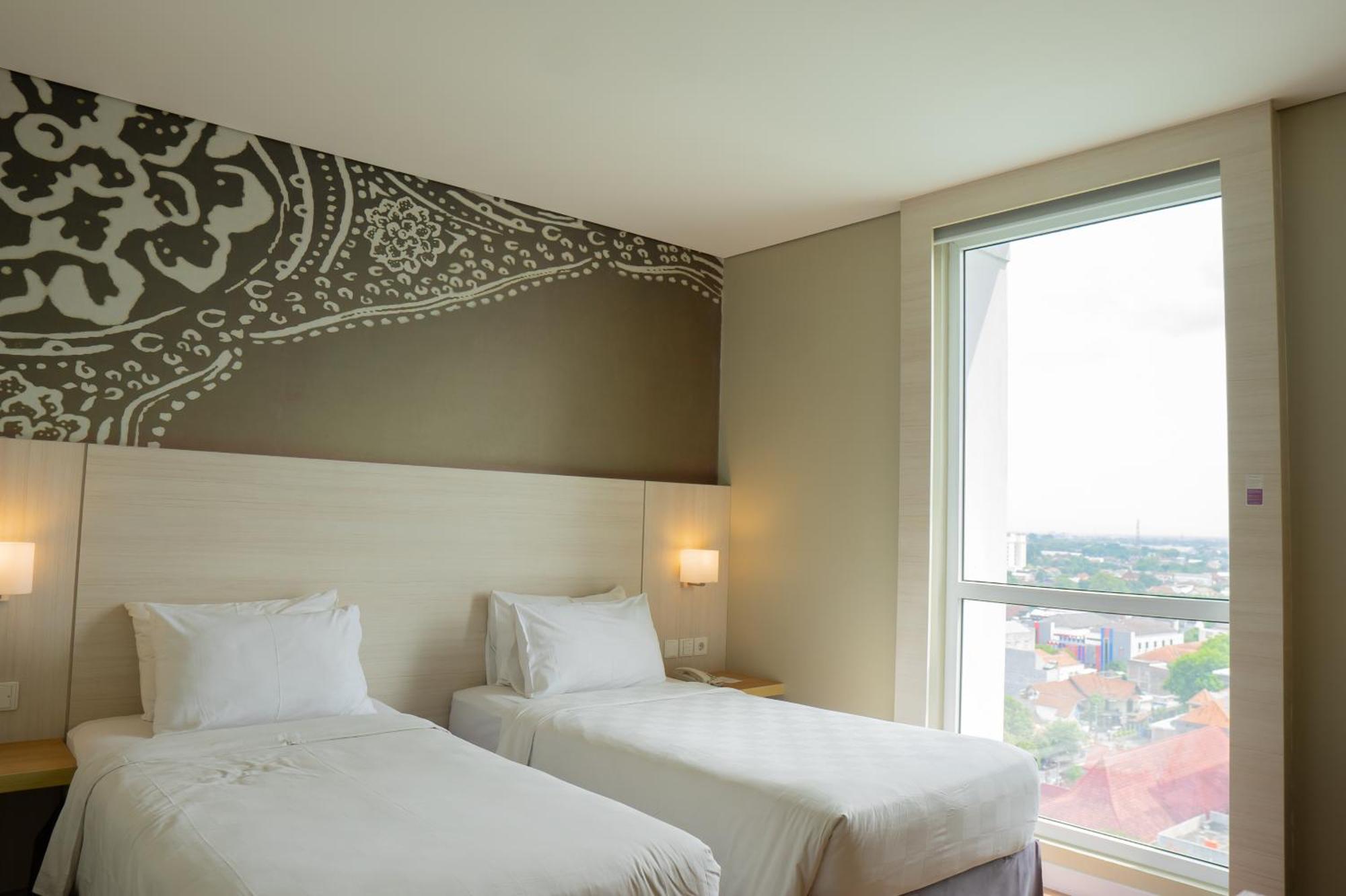 สวิส-เบลินน์ ซารีเปโตโจ โซโล Hotel Surakarta  ภายนอก รูปภาพ