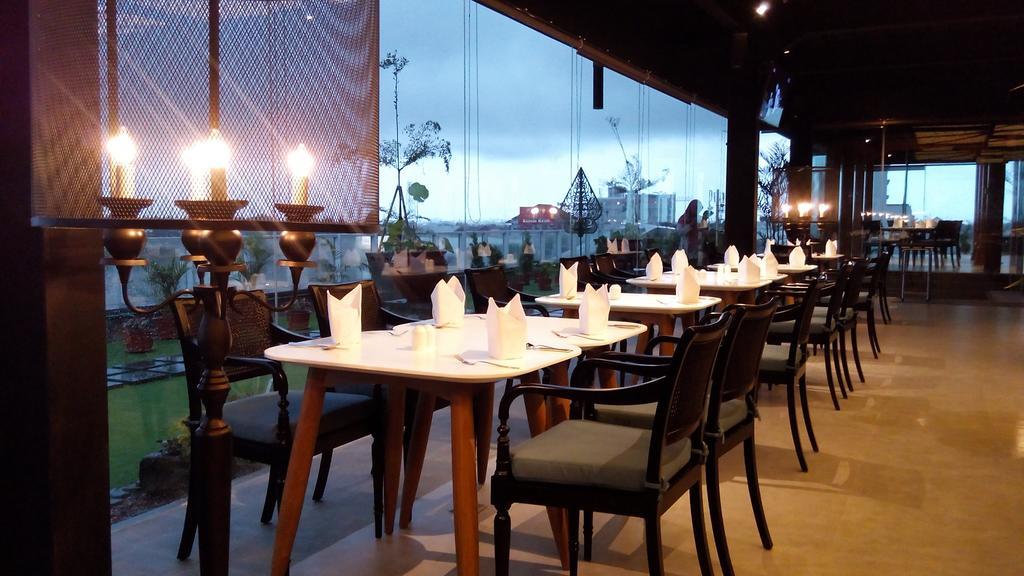 สวิส-เบลินน์ ซารีเปโตโจ โซโล Hotel Surakarta  ภายนอก รูปภาพ