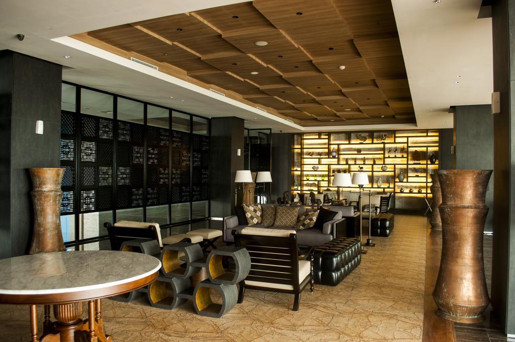 สวิส-เบลินน์ ซารีเปโตโจ โซโล Hotel Surakarta  ภายนอก รูปภาพ