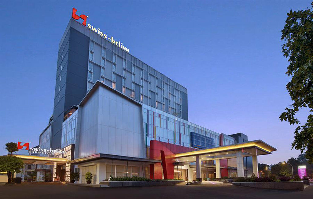 สวิส-เบลินน์ ซารีเปโตโจ โซโล Hotel Surakarta  ภายนอก รูปภาพ